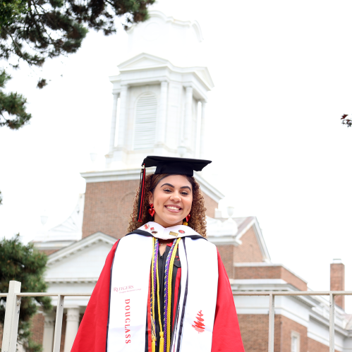 Grad In front of Voorhees.png