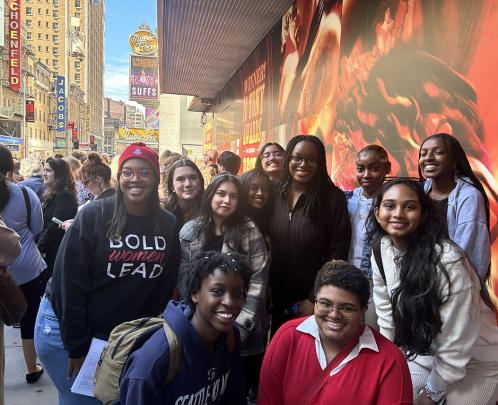 Group of students and faculty on trip
